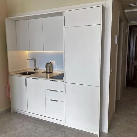 Penthouse Playa De Americas Апартаменты *